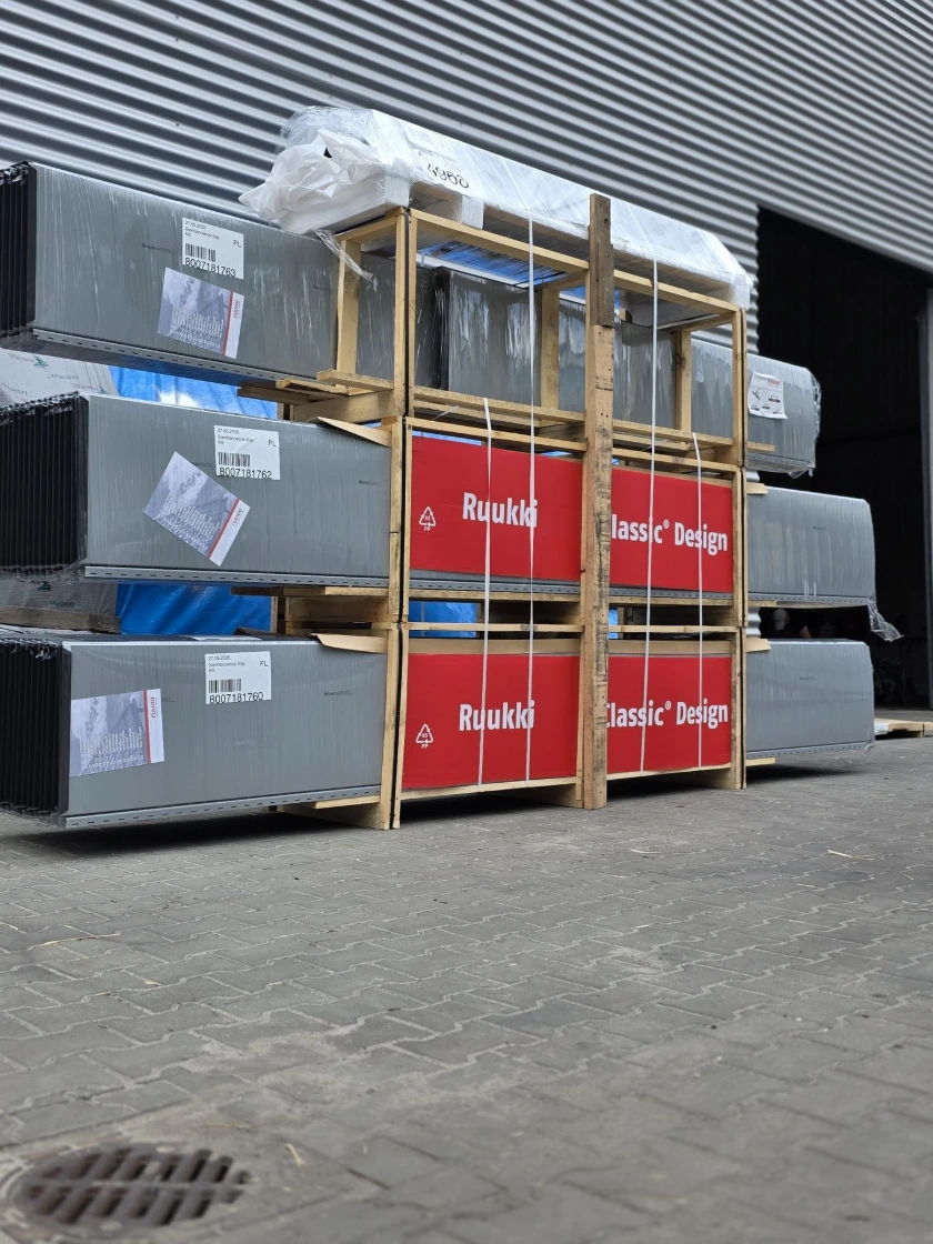 Standing seam roof delivery from Poland